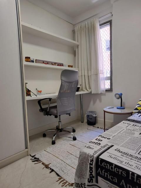 Hostel for One com quarto de solteiro e banheiro privativos