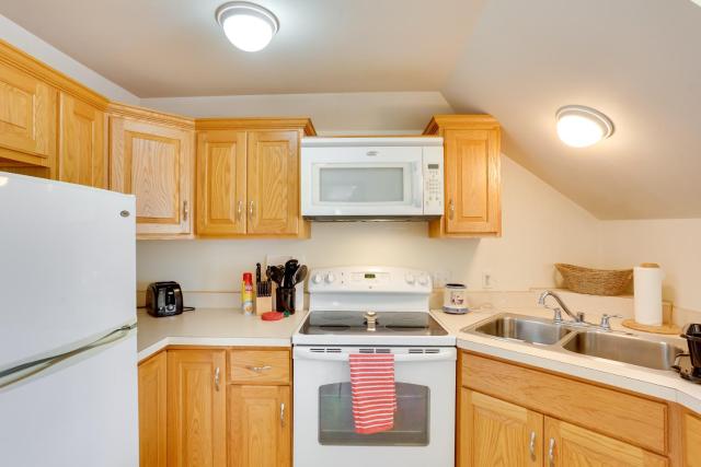 Loganton Townhome, Near Fly Fishing & Hiking!
