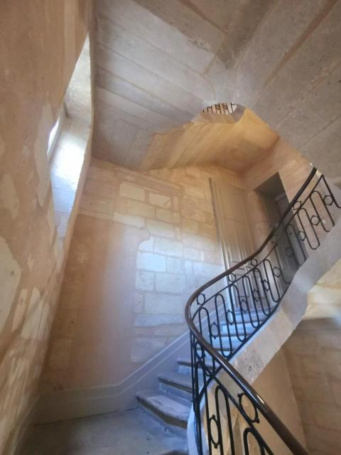 Ravissant appartement entièrement rénové T2, proche de la rue Saint Catherine