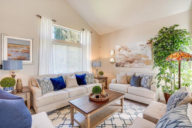 Elegant Antioch Home < 5 Mi to San Joaquin River!