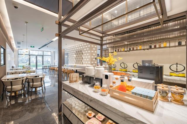 Atour Hotel Shanghai New International Expo Center South Yanggao Road