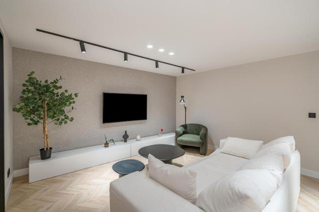 Location, Luxury & Style Best 4Bed in Madrid