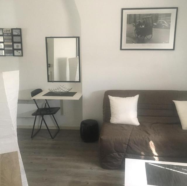 Studio Paris 16