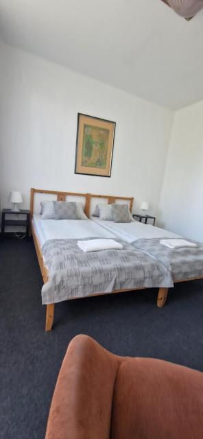 Aranypart Hostel
