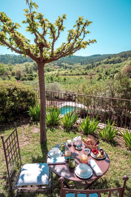 Les Apiers, chambre d'hôtes de charme à Carcès