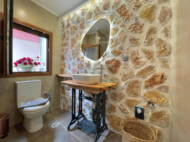 Mantarini cottage