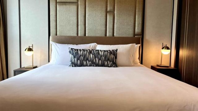 Mida Grande Apartment with Rooftop Pool near Surin Beach