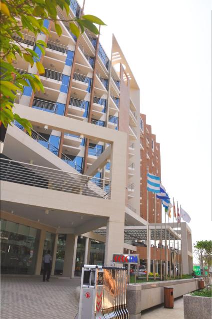 Long Beach Hotel