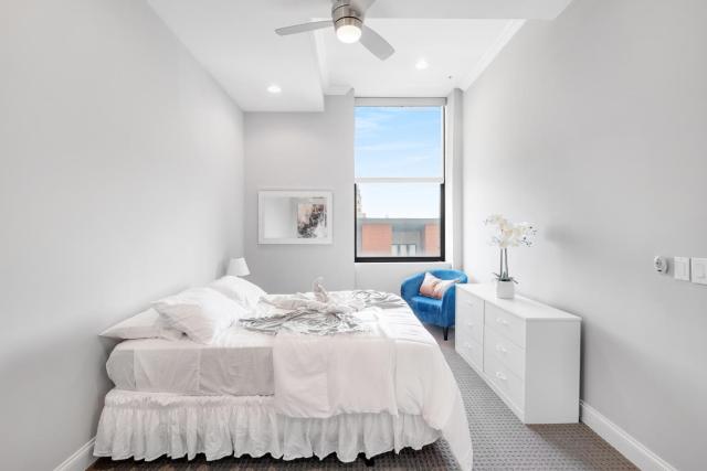 Nice 1BR Luxury Flat - Pool & Gym