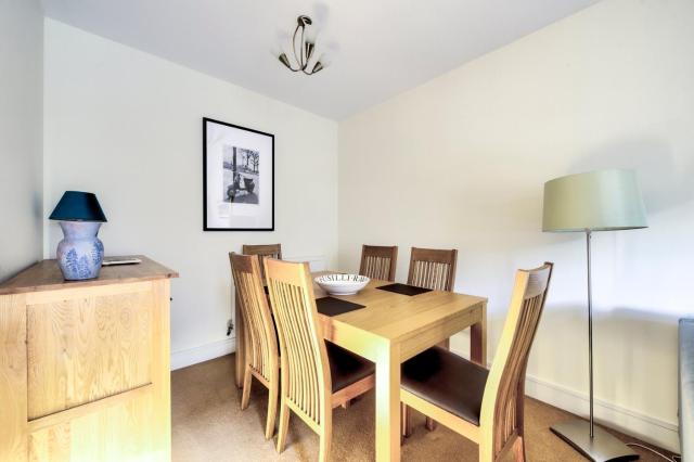 GuestReady - Spacious 2bed in Edinburgh