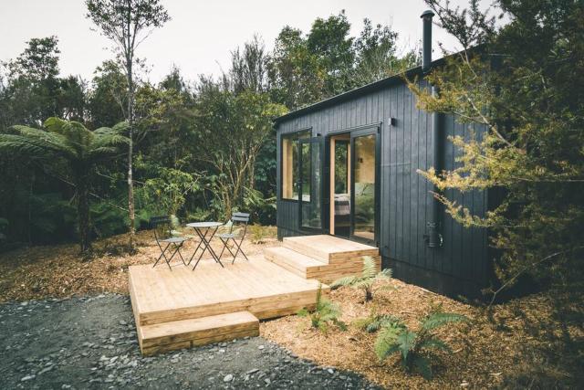 Off-grid Wilderness Cabin