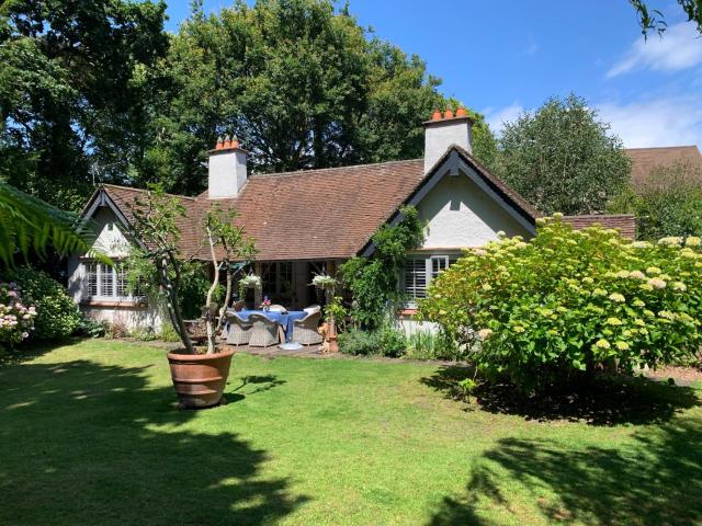 Willow Cottage