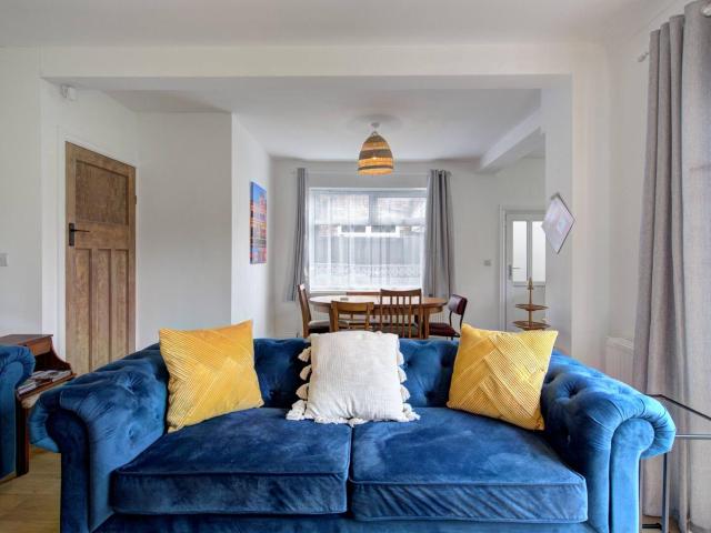 Stylish Family Home in Old Trafford, Manchester - Pass the Keys