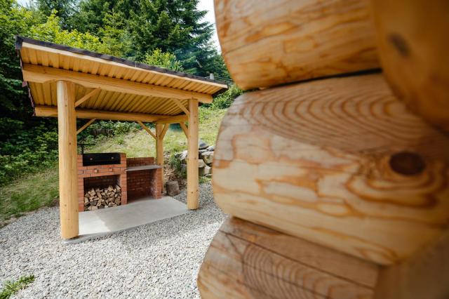 Log Cabin Piricske