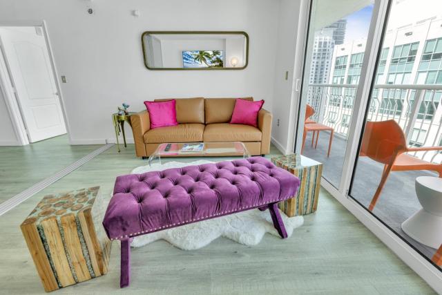 Oceanside Penthouse Apartment in Brickell Miami, Pool, Free Parking
