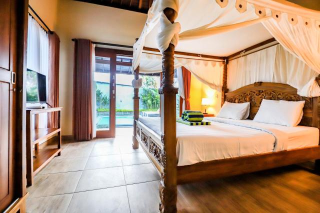 Fieldside Villa: Cozy 1BDR, Private Kitchen & Pool