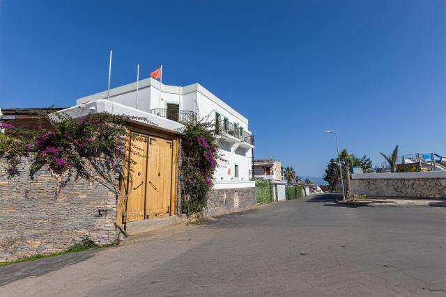 Salinas Hotel
