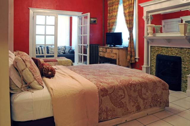 The Holiday Chalet Victorian