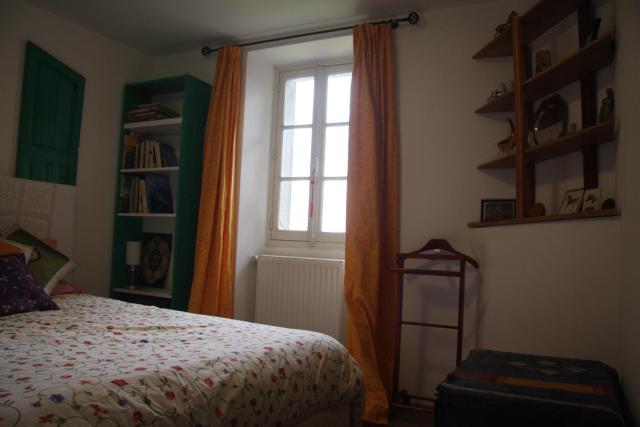 Chambre à la Ferme BANZAÏ - Face aux Pyrénées AURIGNAC