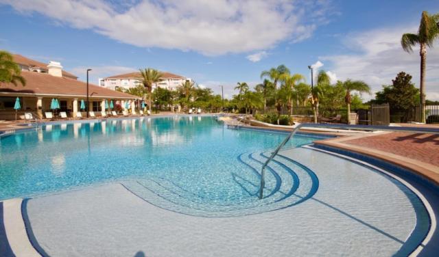 Vista Cay Luxury Rhapsody condo