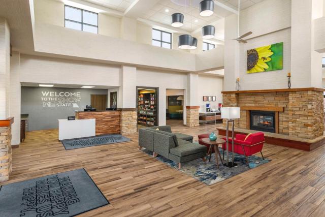 Hampton Inn & Suites Springfield