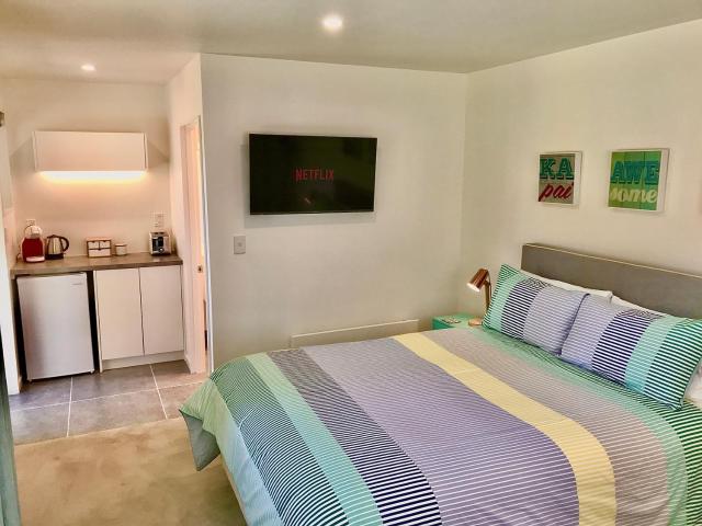 Studio 12 - Stylish, Self Contained and Private