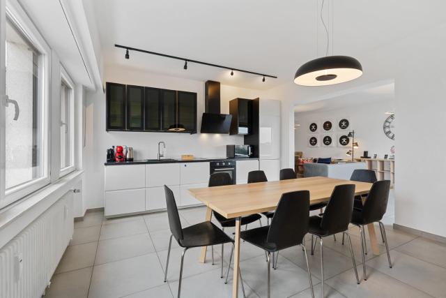 Central Lux 2BR Apt with City Views & Balcony