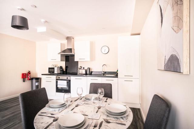 Lovely 2 Bedroom Manchester Apartment