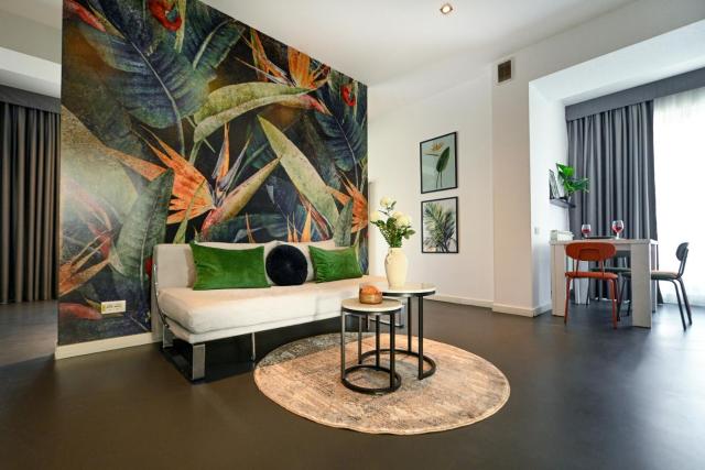 Urban Paradise - Modern Central Accommodation