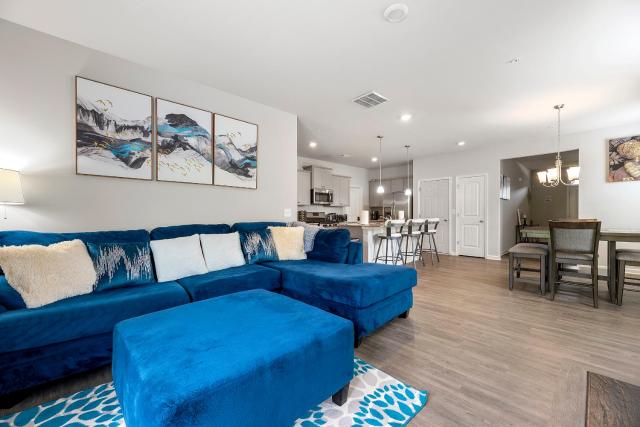 Atlanta Luxe Stay 5 Bedrooms, Comfort & Style sleeps 16
