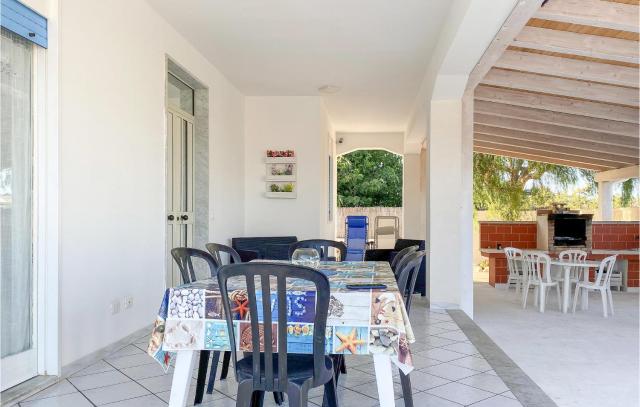 3 Bedroom Gorgeous Home In Ispica