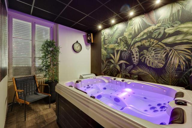 BRIT HOTEL & SPA Le Roc au Chien