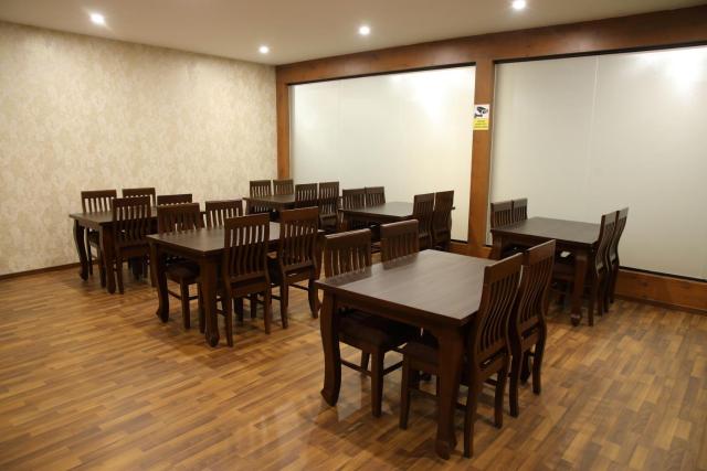 Zing Rooms by GuestHouse Suites