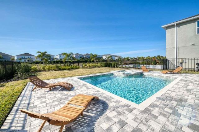 Colorful 8 Bdrm Home with Theater at Encore