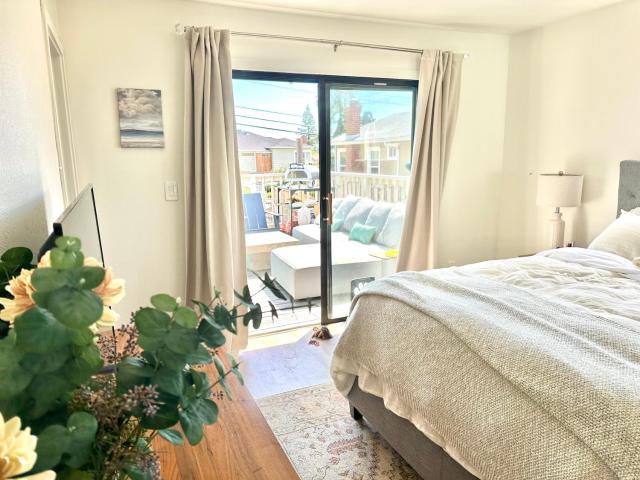 Chic & Cozy Oakland Getaway!
