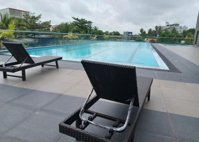 Fairway Velvet Vista 3 Bedroom Apartment with Pool and Gym