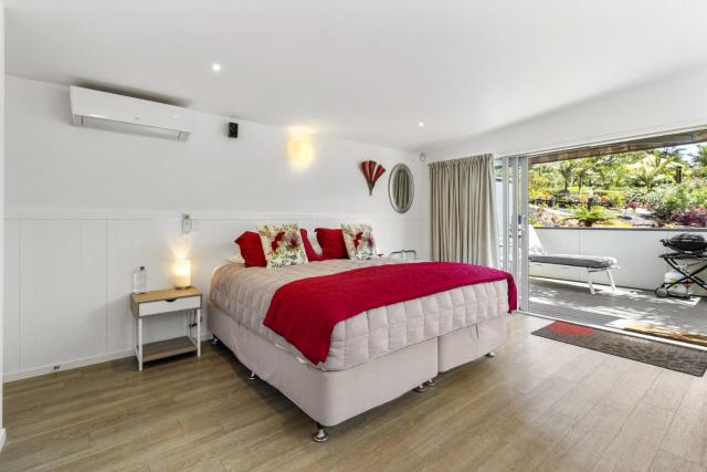 Oneroa Secret Garden Apartments