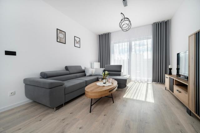 Łódź Pomorska Apt - 50m2 with Balcony - by Rentujemy