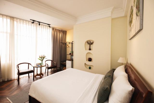 9 Hostel and Suites