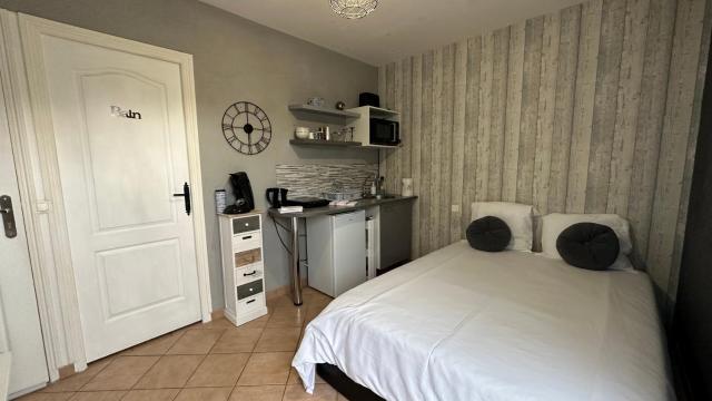 studio indépendant dans villa avec piscine jacuzzi