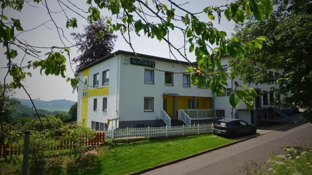 Hotel Berghof Wasserkuppe und Gästehaus Fuldaquelle