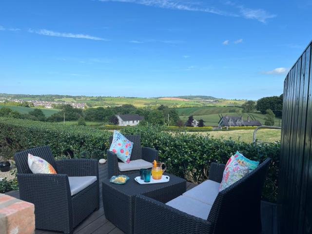 The Cottage at Ashbrook - Charming Country Cottage near Belfast