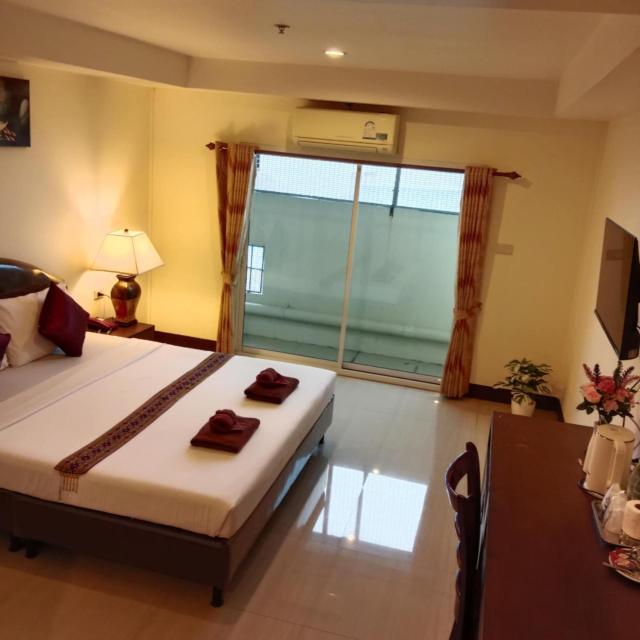 Pearl Place Hotel
