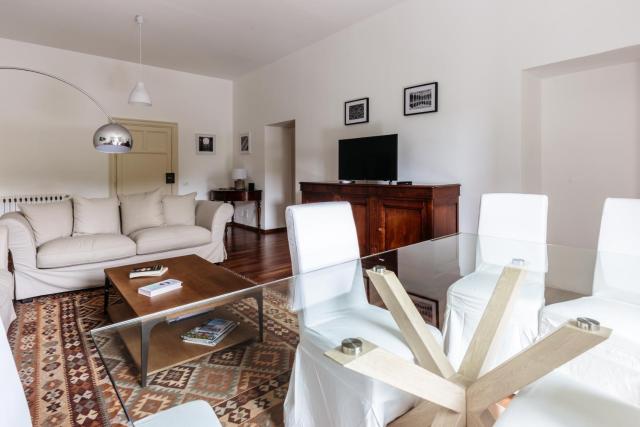 Piazza Marina Suite By DomuSicily