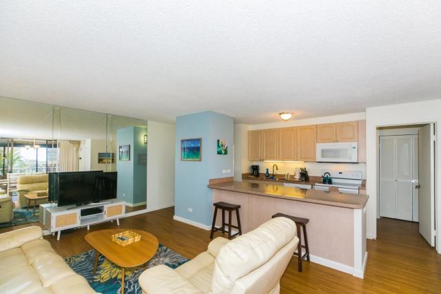 Discovery Bay 902 condo