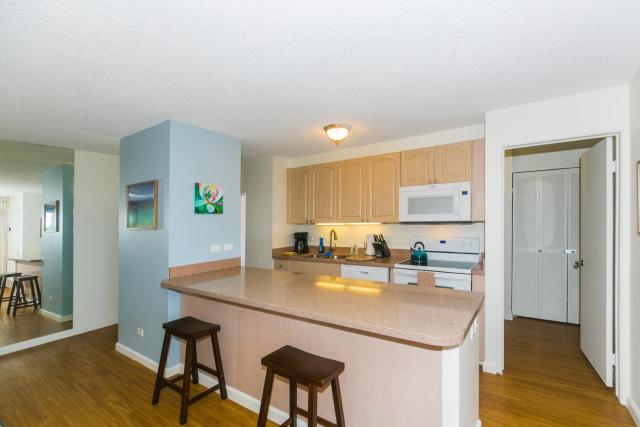 Discovery Bay 902 condo