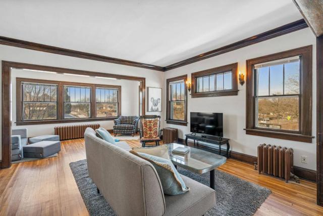 Classic Majesty in S MPLS