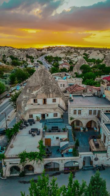 Cave Hotel Saksagan