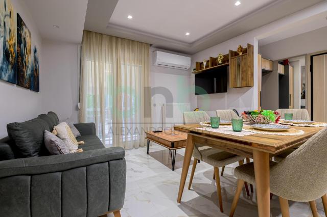 Spiridon Lux central Apt