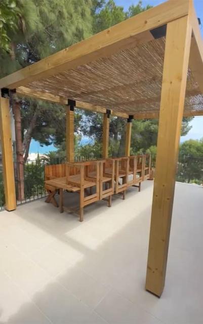 Sea view house with large terrace